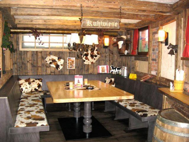 Gasthof-Ferienwohnung Zur Zweere วิลลิงเงิน ภายนอก รูปภาพ