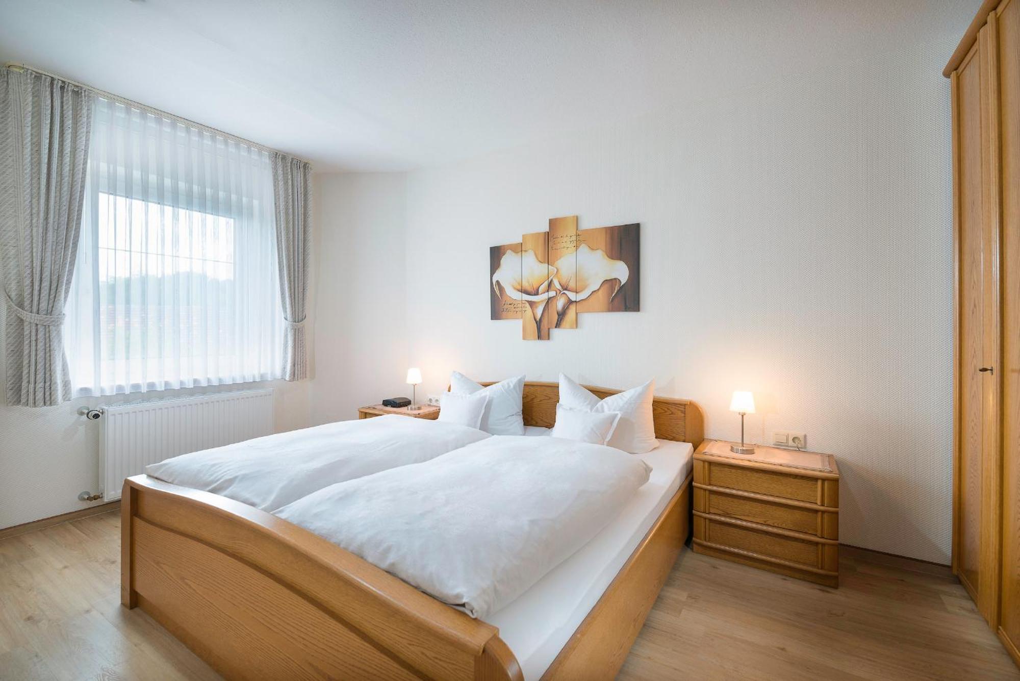 Gasthof-Ferienwohnung Zur Zweere วิลลิงเงิน ภายนอก รูปภาพ