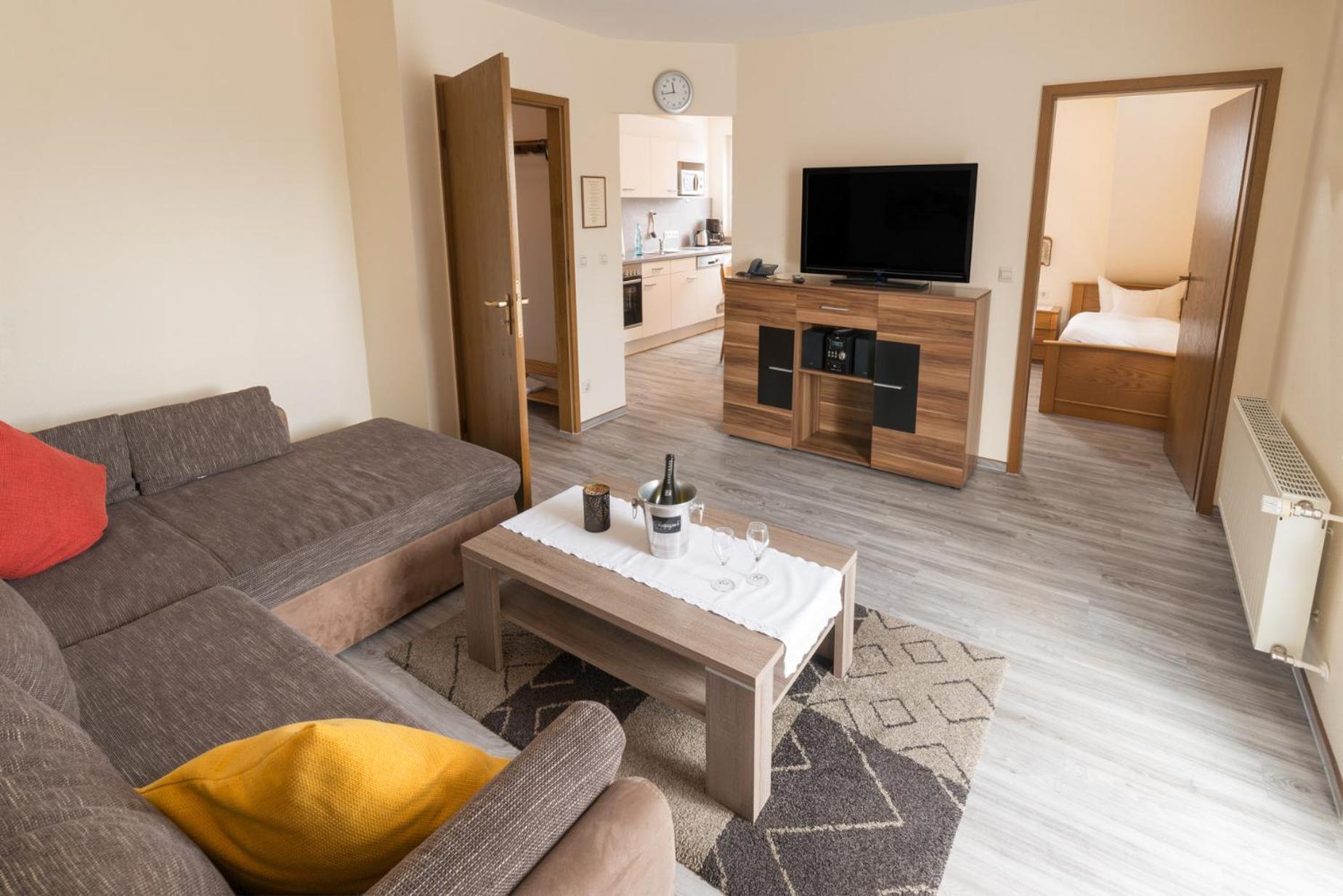Gasthof-Ferienwohnung Zur Zweere วิลลิงเงิน ภายนอก รูปภาพ