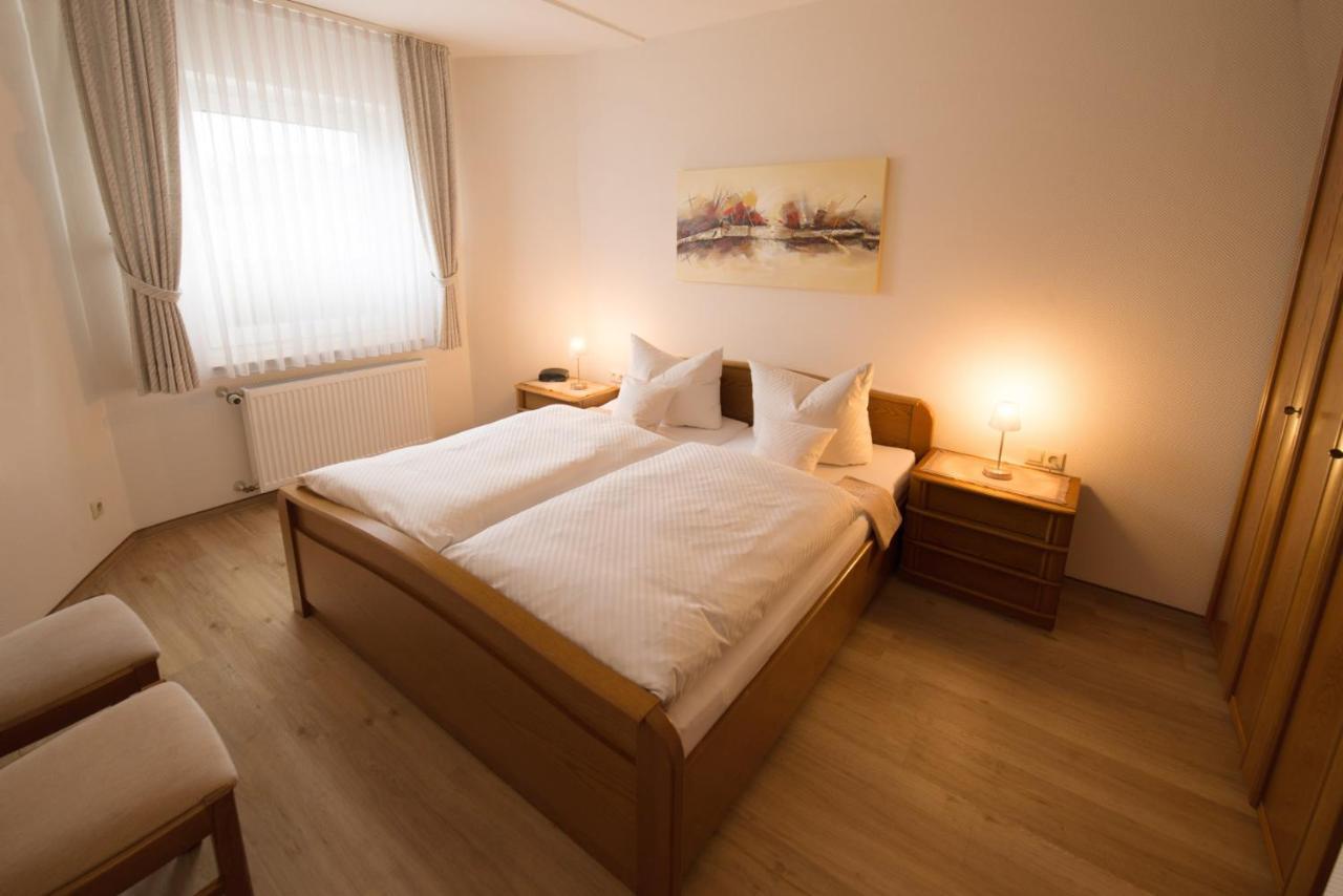 Gasthof-Ferienwohnung Zur Zweere วิลลิงเงิน ภายนอก รูปภาพ